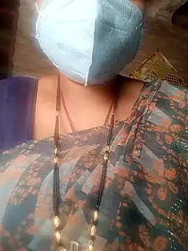 Snapshot of Lattika-Bhabhi chatting on 01/29/25, 09:44 Lattika-Bhabhi online show from 01/29/25, 09:44