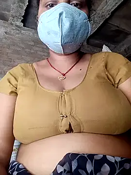 Snapshot of Lattika-Bhabhi chatting on 02/04/25, 09:07 Lattika-Bhabhi online show from 02/04/25, 09:07