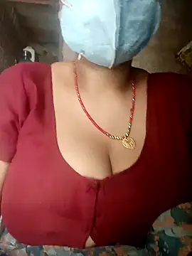 Snapshot of Lattika-Bhabhi chatting on 09/10/25, 06:24 Lattika-Bhabhi online show from 09/10/25, 06:24