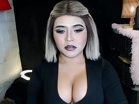 Snapshot of x12inchanaconda chatting on 02/26/26, 12:42 x12inchanaconda online show from 02/26/26, 12:42