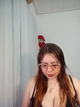 lorenitabella online show from 06/20/26, 09:34