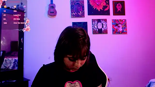 Snapshot of raven-gotic chatting on 02/10/25, 01:03 raven-gotic online show from 02/10/25, 01:03