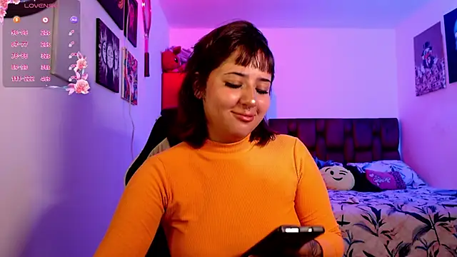 Snapshot of raven-gotic chatting on 03/03/25, 11:33 raven-gotic online show from 03/03/25, 11:33