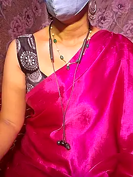 Snapshot of XBHUUME chatting on 03/20/25, 05:36 XBHUUME online show from 03/20/25, 05:36