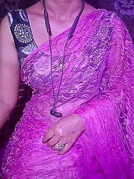 Snapshot of XBHUUME chatting on 02/13/26, 04:47 XBHUUME online show from 02/13/26, 04:47