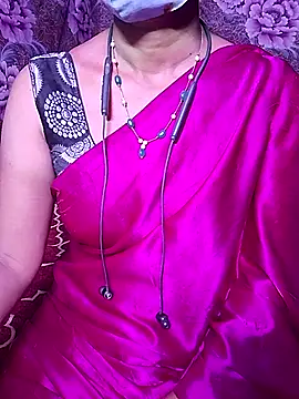 Snapshot of XBHUUME chatting on 02/27/26, 05:02 XBHUUME online show from 02/27/26, 05:02