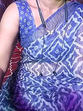 Snapshot of XBHUUME chatting on 04/01/26, 04:59 XBHUUME online show from 04/01/26, 04:59