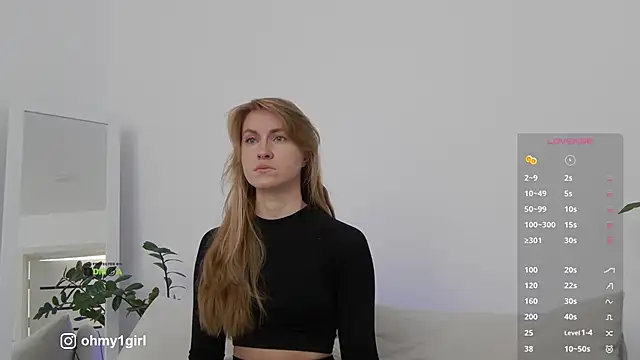 Snapshot of Fallinlove1 chatting on 01/12/26, 08:41 Fallinlove1 online show from 01/12/26, 08:41