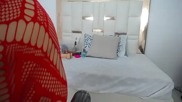 ambercordoba online show from 02/27/25, 08:53