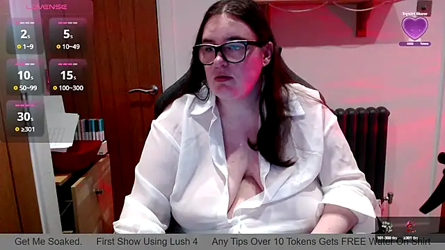 Rebecca Summer online show from 04/05/26, 05:10