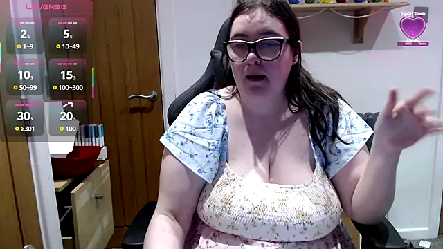 Rebecca Summer online show from 04/08/26, 05:57