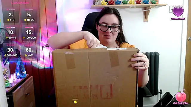 Rebecca Summer online show from 05/14/26, 10:11