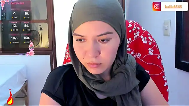 MatchedEyebrow online show from 11/04/25, 08:30