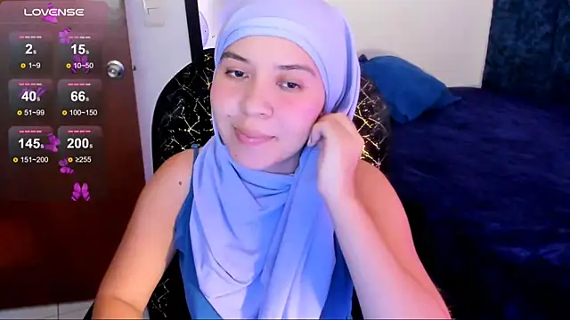 MatchedEyebrow online show from 06/17/26, 09:38