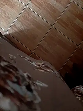 feet toes online show from 11/05/25, 06:46