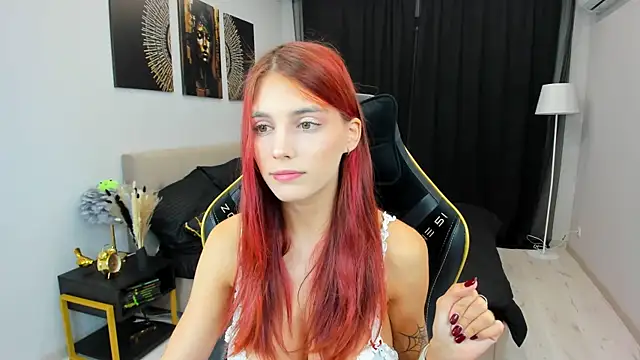 RedLipse online show from 09/13/25, 02:22