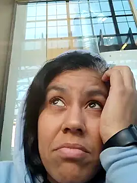 Molly newman6 online show from 11/26/25, 04:19