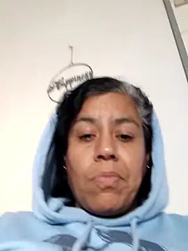 Molly newman6 online show from 12/13/25, 07:53