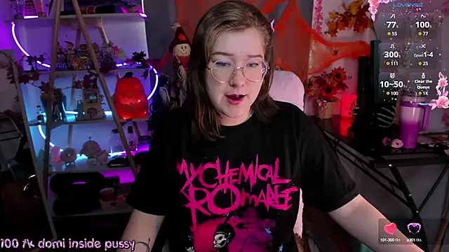 Snapshot of HunnyyLove chatting on 10/12/25, 03:22 HunnyyLove online show from 10/12/25, 03:22