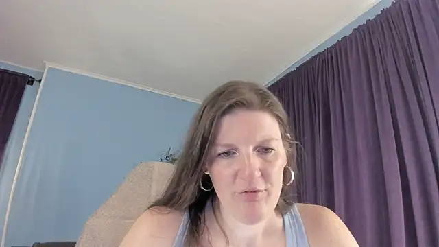 Kelly Carolina online show from 06/05/26, 11:49