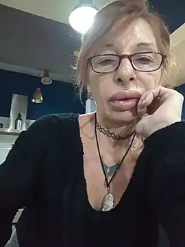 FrozenWaffle online show from 06/17/26, 06:31