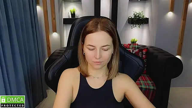 Mira Mermayd online show from 12/28/24, 01:29