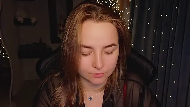 Mira Mermayd online show from 12/19/25, 01:12