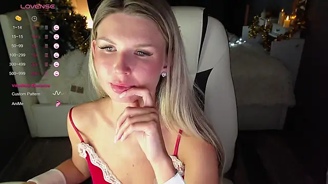 Snapshot of AngelMiaM chatting on 12/24/24, 08:49 AngelMiaM online show from 12/24/24, 08:49