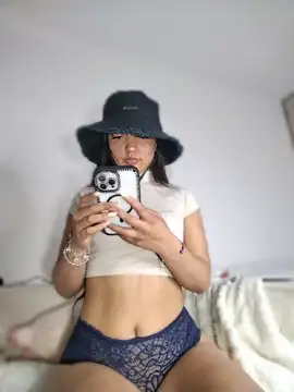 Snapshot of amycute_ chatting on 03/26/26, 06:46 amycute online show from 03/26/26, 06:46