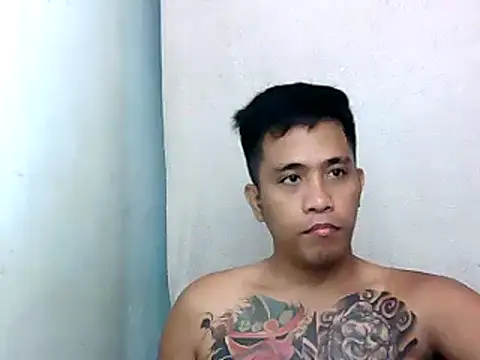 Snapshot of Thyler08 chatting on 12/04/24, 08:34 Thyler08 online show from 12/04/24, 08:34