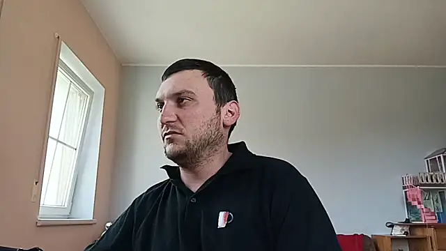 Snapshot of homass3 chatting on 04/18/26, 01:37 homass3 online show from 04/18/26, 01:37