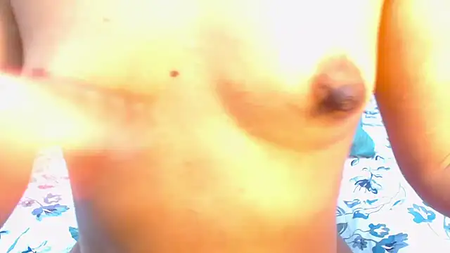 Snapshot of Amy_Ronan chatting on 12/21/24, 05:51 Amy Ronan online show from 12/21/24, 05:51