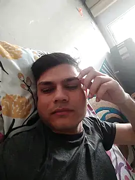 alex78265 online show from 09/15/25, 01:05