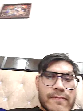 alex78265 online show from 11/14/25, 12:04