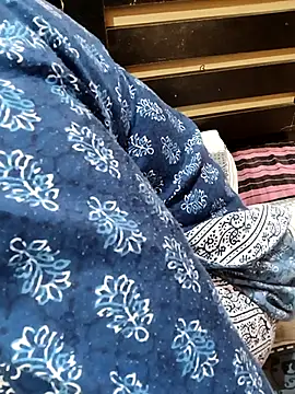 Snapshot of Diya_143 chatting on 03/15/25, 07:20 Diya 143 online show from 03/15/25, 07:20