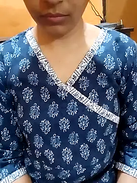 Snapshot of Diya_143 chatting on 03/15/25, 03:59 Diya 143 online show from 03/15/25, 03:59