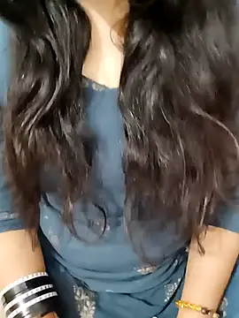 Snapshot of Diya_143 chatting on 03/16/25, 11:04 Diya 143 online show from 03/16/25, 11:04