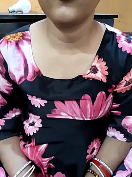 Snapshot of Diya_143 chatting on 09/13/25, 08:47 Diya 143 online show from 09/13/25, 08:47