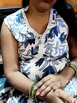 Snapshot of Diya_143 chatting on 11/05/25, 08:25 Diya 143 online show from 11/05/25, 08:25