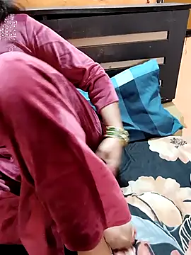 Snapshot of Diya_143 chatting on 11/26/25, 07:09 Diya 143 online show from 11/26/25, 07:09