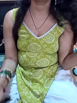 Snapshot of Diya_143 chatting on 05/10/26, 08:19 Diya 143 online show from 05/10/26, 08:19
