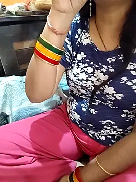 Snapshot of Diya_143 chatting on 05/16/26, 08:00 Diya 143 online show from 05/16/26, 08:00