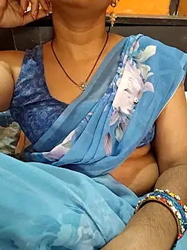 Snapshot of Diya_143 chatting on 05/29/26, 08:34 Diya 143 online show from 05/29/26, 08:34