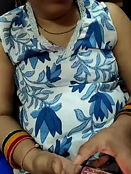 Snapshot of Diya_143 chatting on 06/29/26, 01:55 Diya 143 online show from 06/29/26, 01:55
