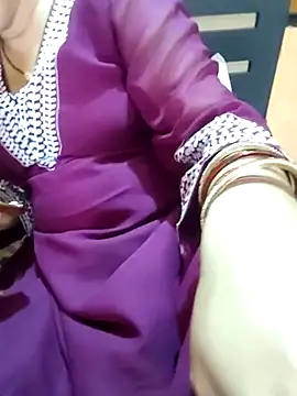 Snapshot of Diya_143 chatting on 07/02/26, 06:41 Diya 143 online show from 07/02/26, 06:41