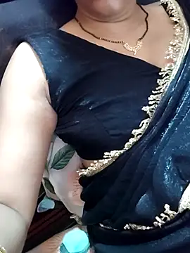 Snapshot of Diya_143 chatting on 07/03/26, 06:53 Diya 143 online show from 07/03/26, 06:53