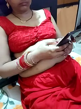 Snapshot of Diya_143 chatting on 07/17/26, 06:35 Diya 143 online show from 07/17/26, 06:35