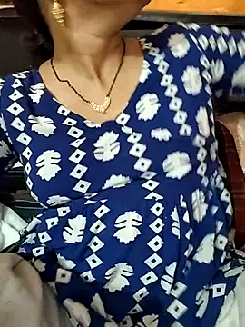 Snapshot of Diya_143 chatting on 07/19/26, 08:40 Diya 143 online show from 07/19/26, 08:40