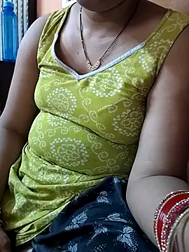 Snapshot of Diya_143 chatting on 07/20/26, 03:54 Diya 143 online show from 07/20/26, 03:54
