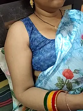 Snapshot of Diya_143 chatting on 07/24/26, 06:00 Diya 143 online show from 07/24/26, 06:00
